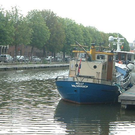 B&B Waterside Брюж Екстериор снимка