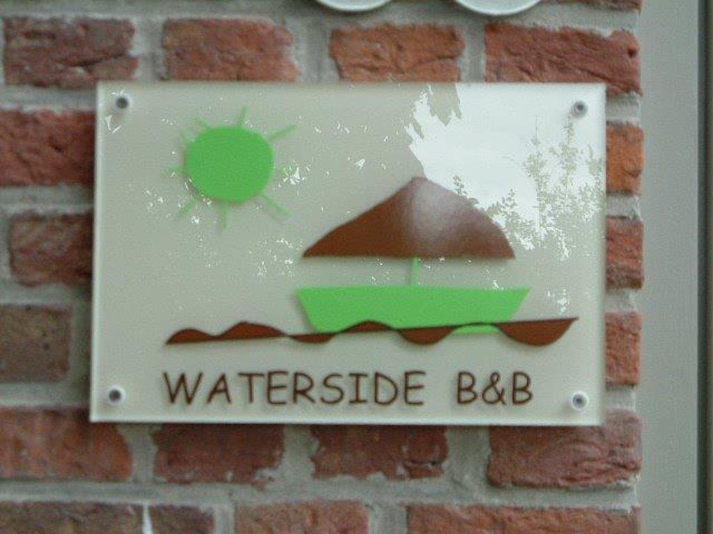 B&B Waterside Брюж Екстериор снимка